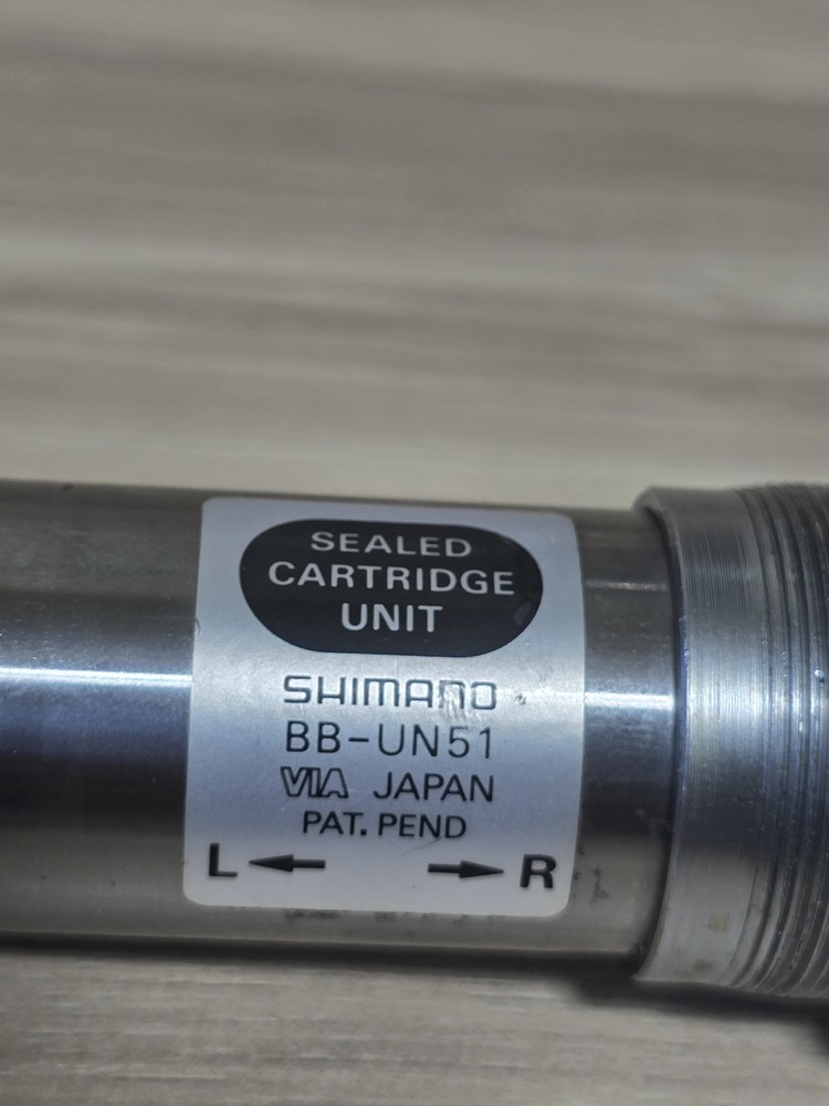 NOS Shimano BB-UN51 Bottom Bracket 90's NOS