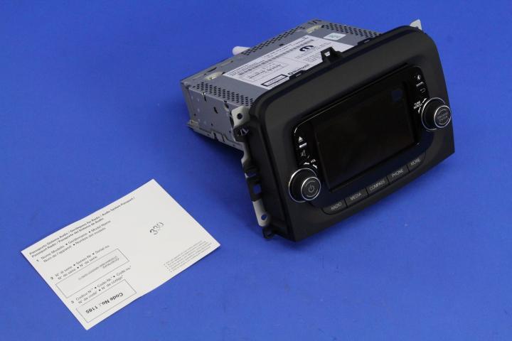 NEW OEM 2014-2017 MOPAR FIAT 500 MULTIMEDIA RADIO 5SR19MXHAA