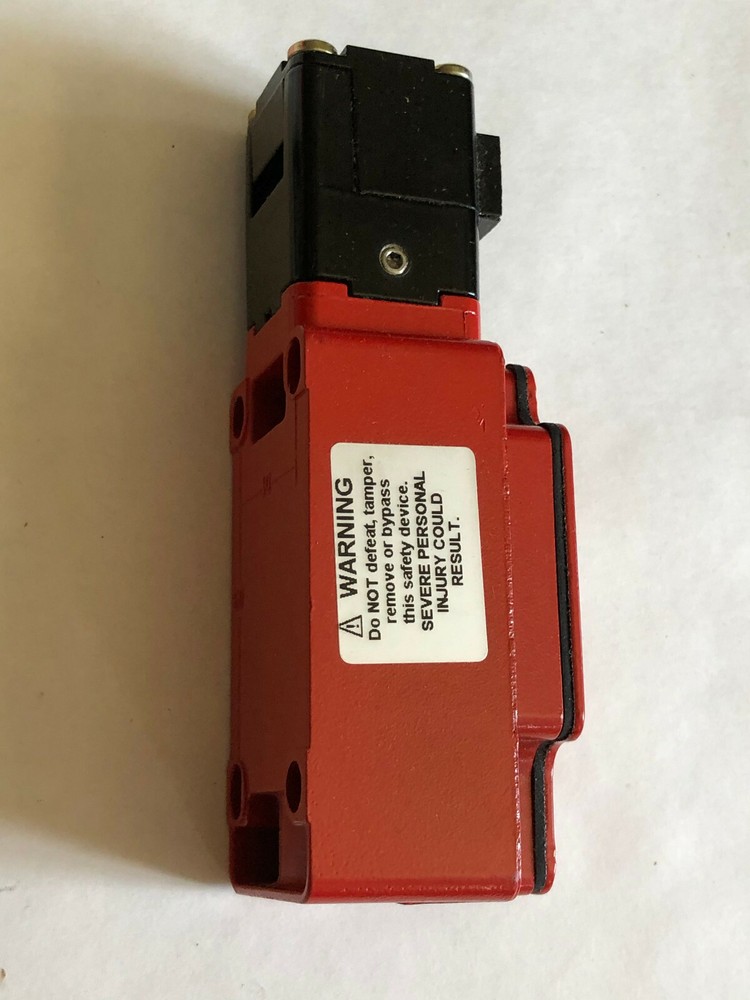 NEW HONEYWELL GKDA2F1 MICRO SWITCH,Eg