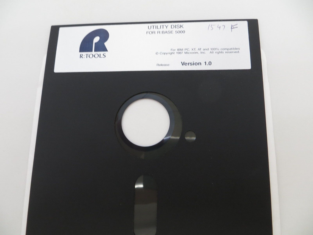 1987 5.25" Floppy Disk R: TOOLS Utility Disk For R: Base 5000 Version 1.0