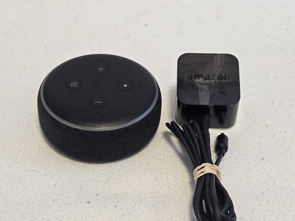 Amazon Echo Dot (3rd Generation) Smart Speaker - Charcoal