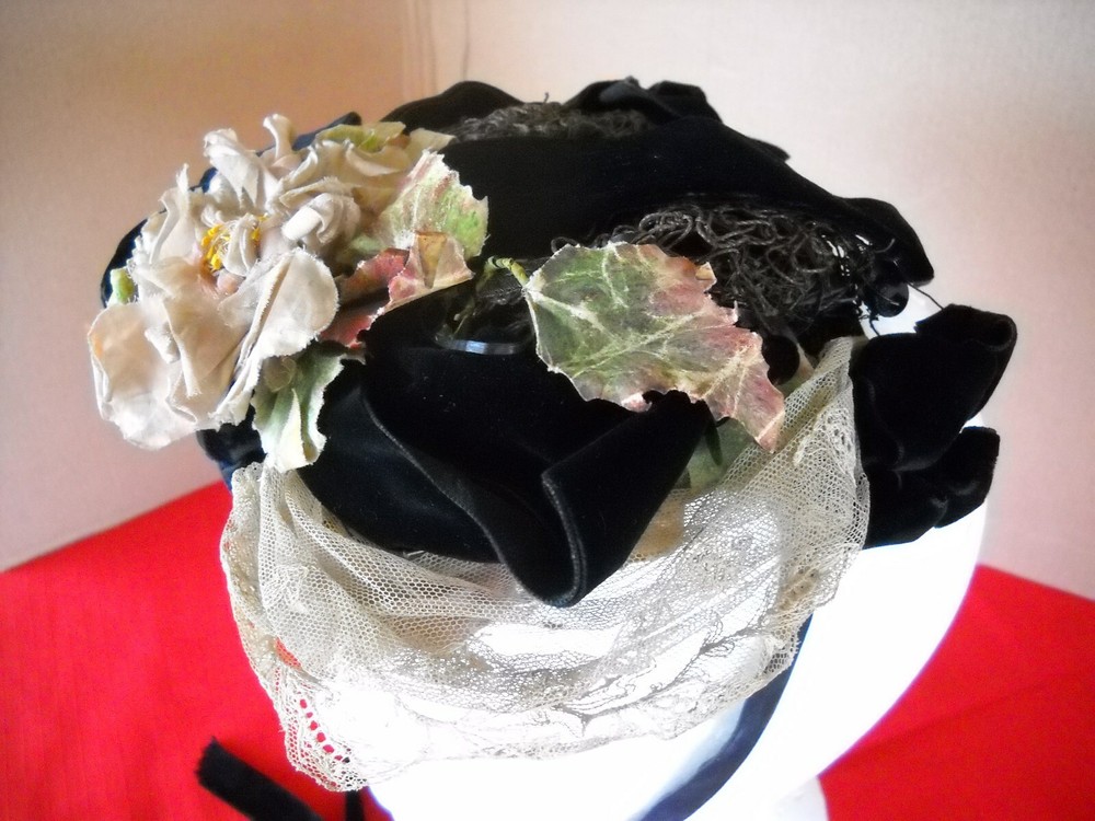 Ladies Civil Was Hat.