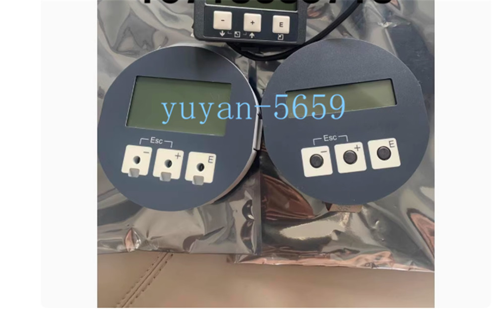1PCS  New For E+H 71163827 flowmeter display module #4682 LY
