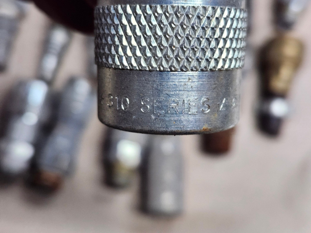AIR TOOL FITTING ASSORTMENT