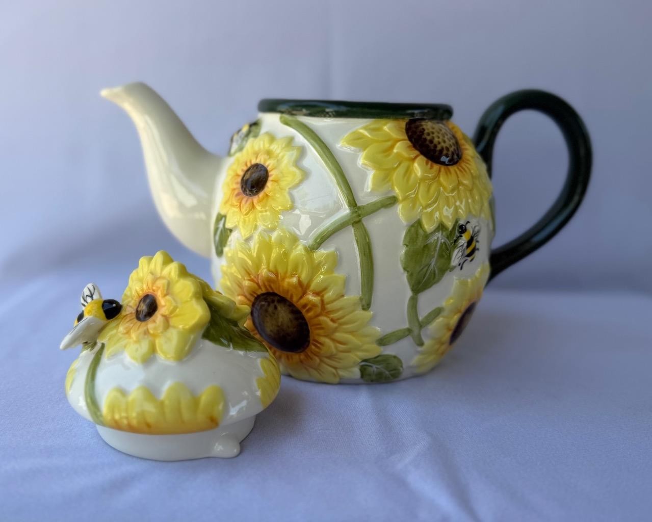 Blue Sky Clayworks Heather Goldminc Hello Yellow Flowers Bees Ceramic Teapot New
