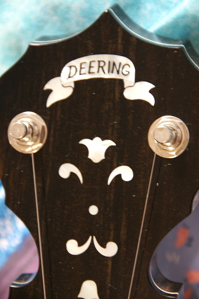 Deering Maple Blossom Plectrum 4 string Banjo
