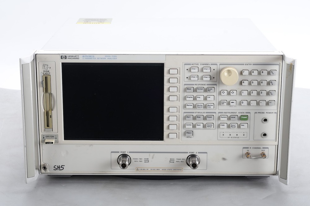 Agilent 8753ES S-Parameter Network Analyzer With Options 1D5 and 075 - Fair