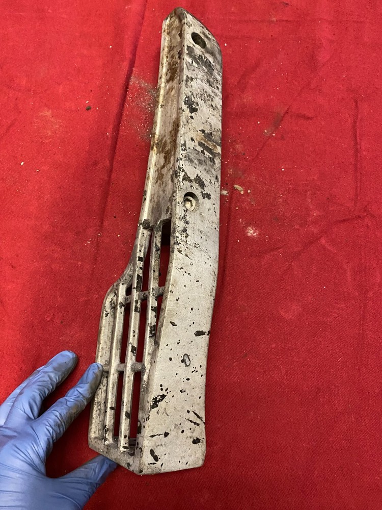 PETERBILT LEFT Side Hood Mount Bracket STEP 15-05344L