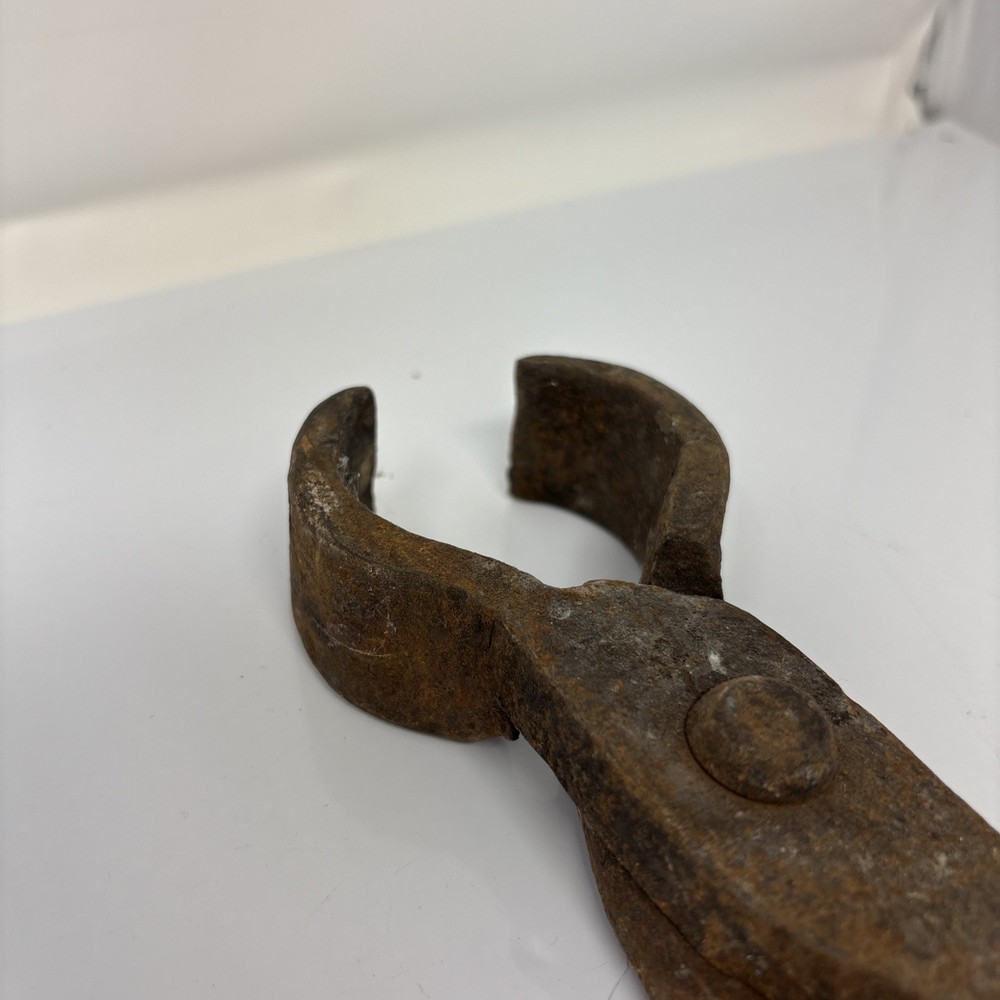 2 Blacksmith-Made Tools - Tongs & Ladle
