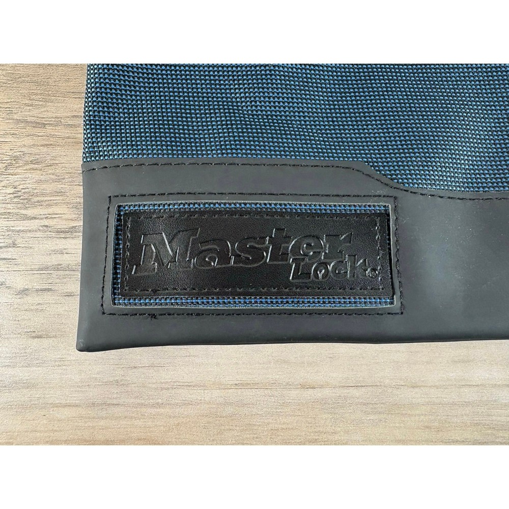 Master Lock Water Resistant Nylon Locking Storage Bag NWOT