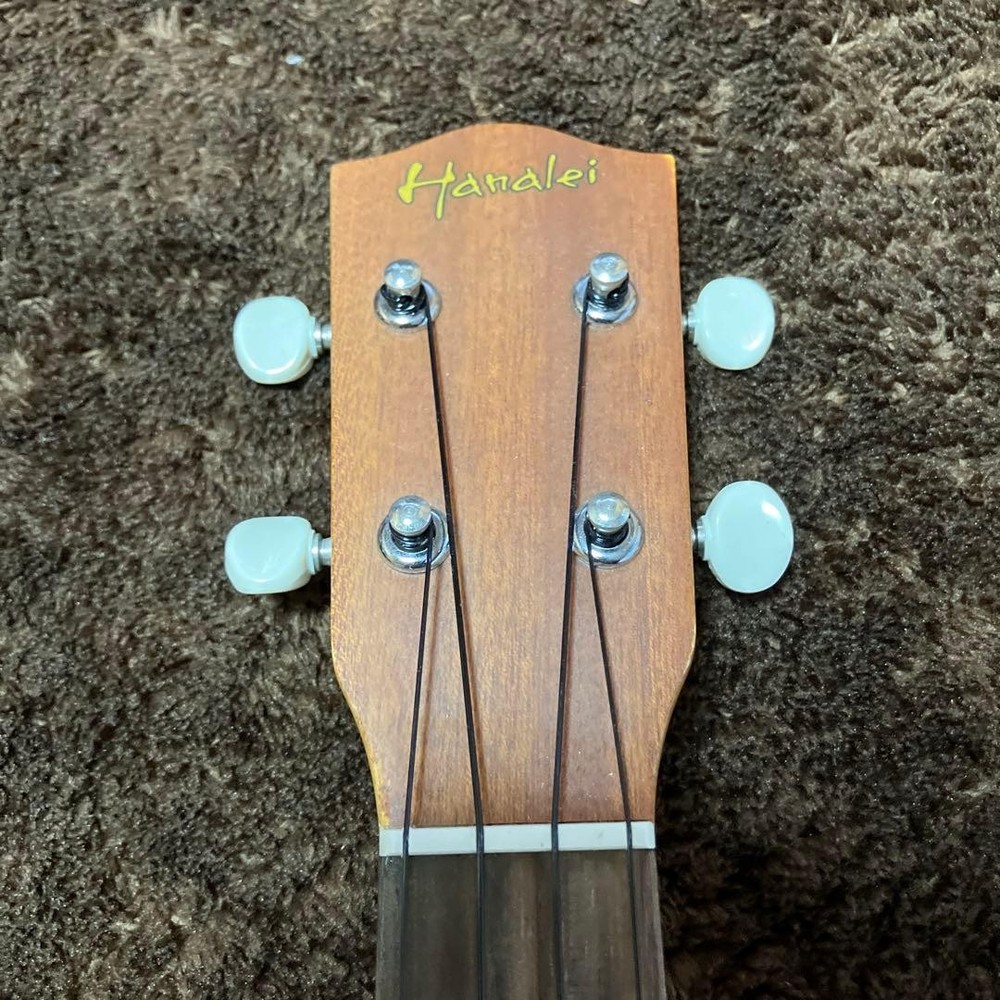 Hanalei Ukulele with soft case