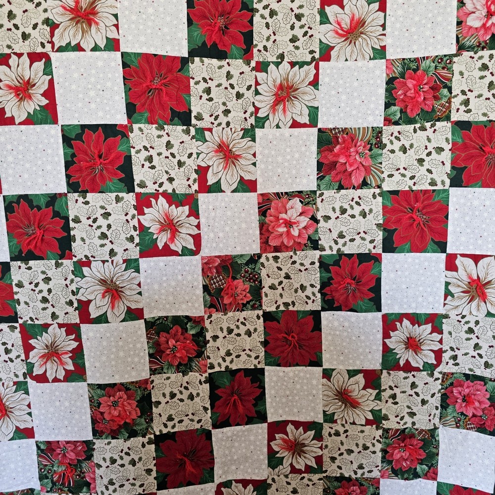 Handmade Christmas Pointsettia Patchwork Quilt Grannycore 57" x 39"