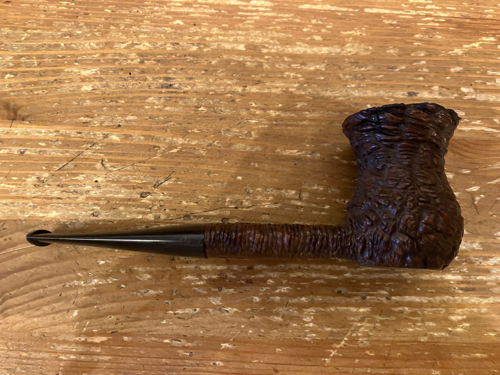 Michaelangelo rusticated estate pipe