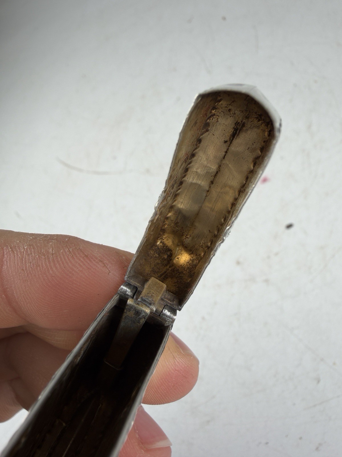 Antique Victorian Sterling Silver Repoussé Match Safe Vesta Case Late 1800s