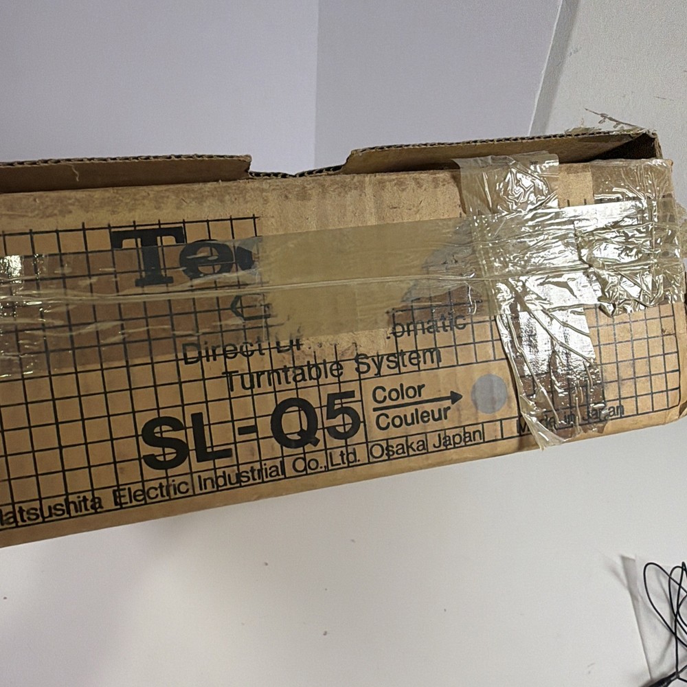 Technics SL-Q5 Linear Tracking Turntable W/Power Cord Power Tested & Table Turns