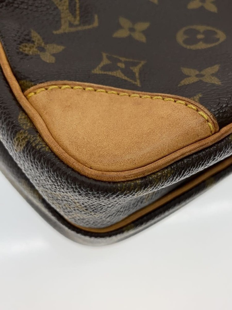 LOUIS VUITTON Shoulder bag Amazon Monogram canvas PVC BRW Used