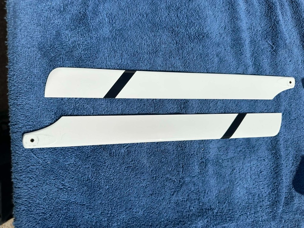 EXI Hobbies RC Heli TREK Clone