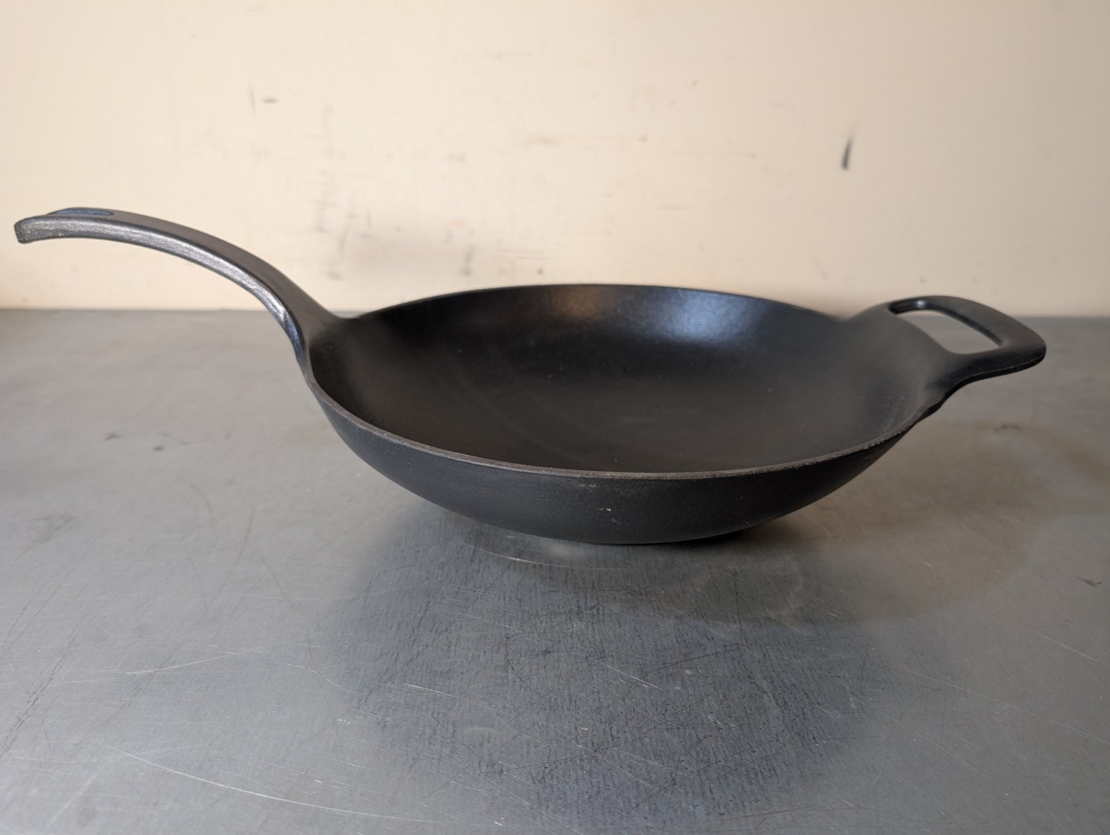 Premium MEI Kitchen 12.5" Enameled Cast Iron Wok w/Lid