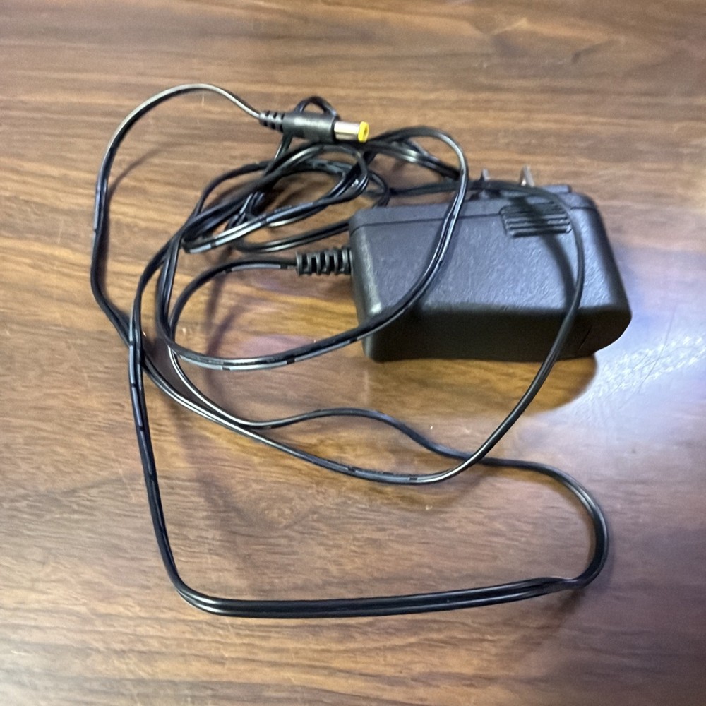 Roku 2500X, HD & Power Adapter & Remote Control