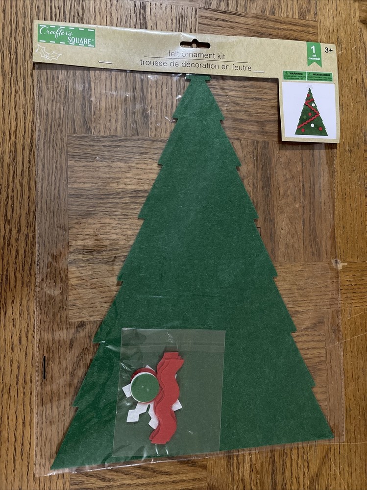 Crafters Square Large Felt Ornament Kit Tree