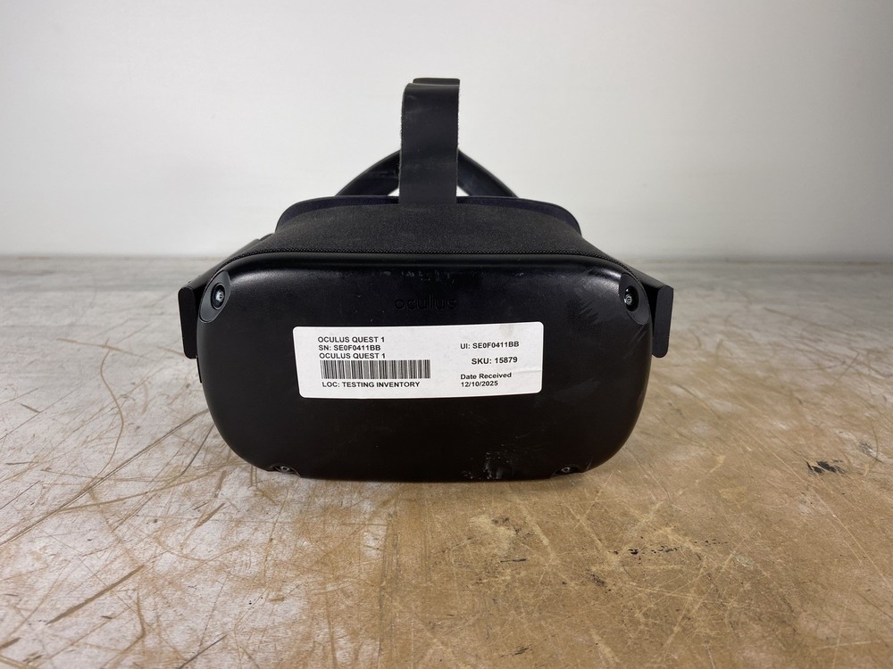 OCULUS QUEST 1 128GB VIRTUAL REALITY HEADSET - (NO CONTROLLERS)