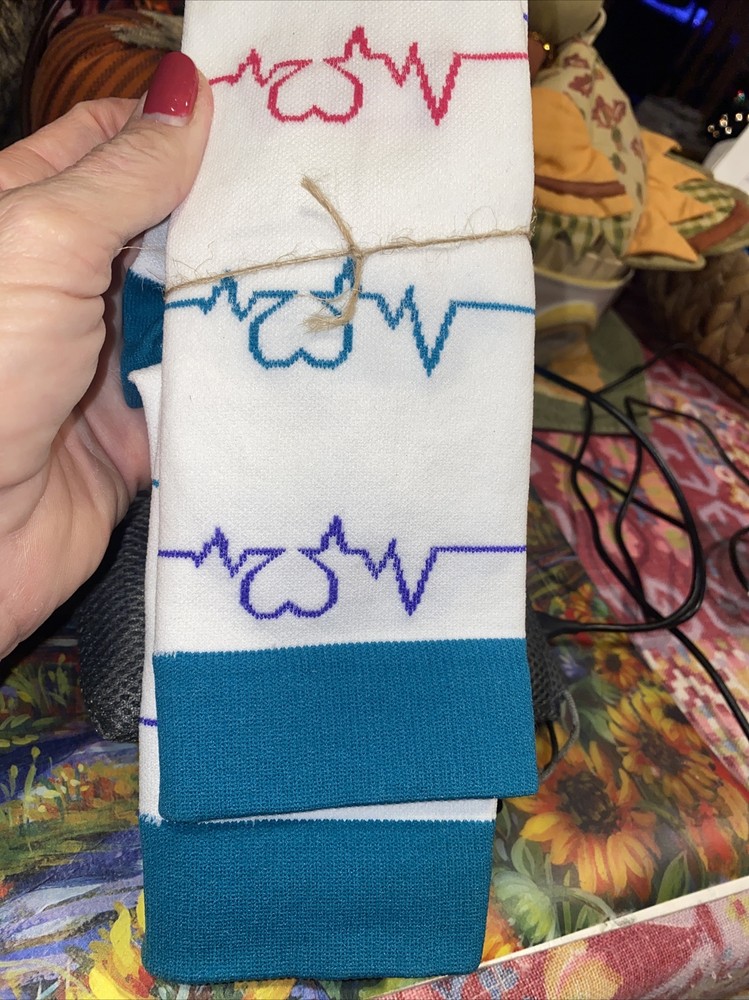 NEW compression socks Heartbeat ?Medium