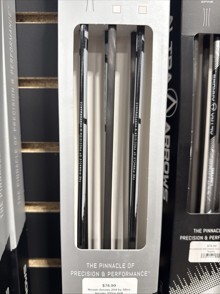 Altra Arrows Novum