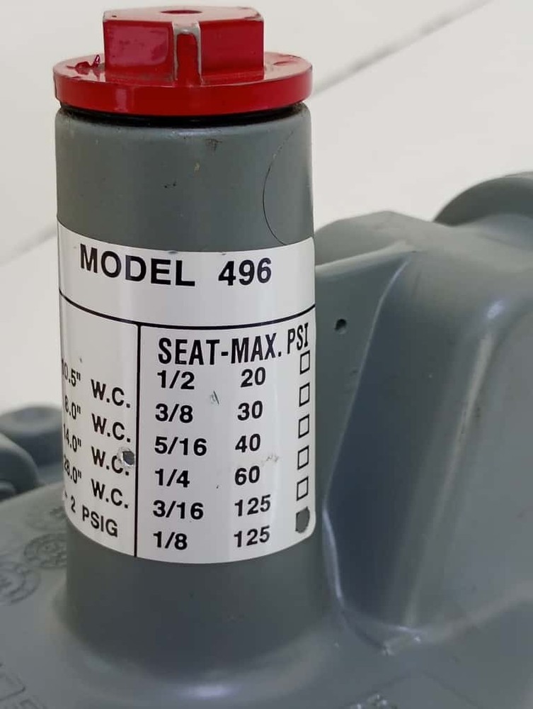 SENSUS / Gas Pressure Regulator / Model 496 / 4967844