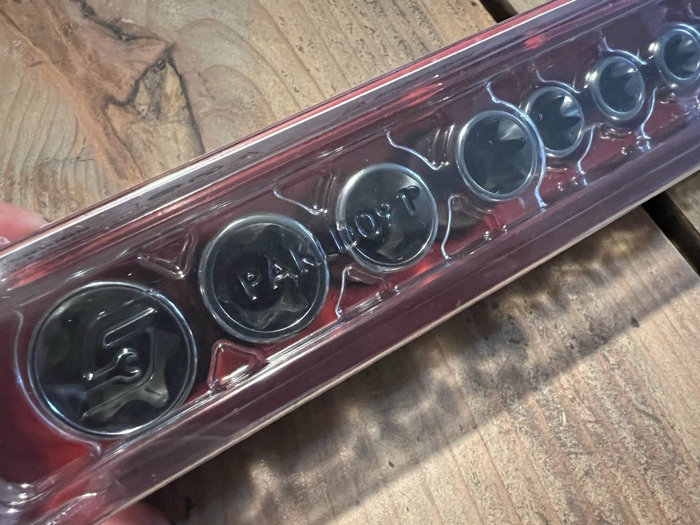 Snap On 213afley 13 pc combination drive shallow Torx socket set e4-e24 sealed