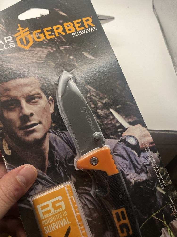 🔥Bear Grylls Gerber Lock Back Survival Pocket Knife Scout Model