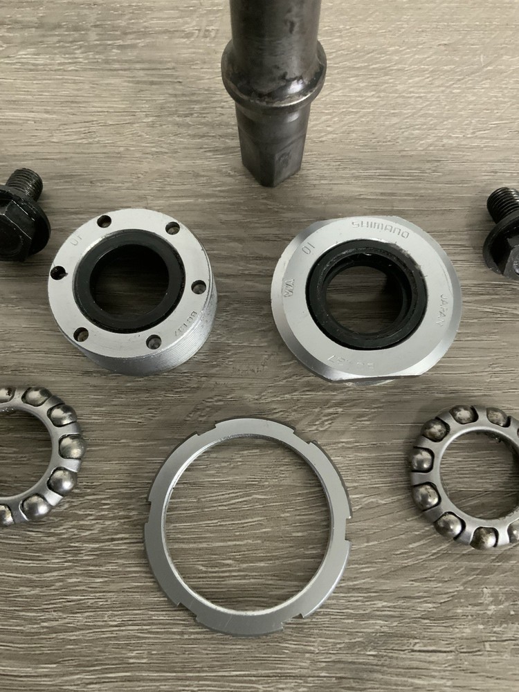 SHIMANO 600 BOTTOM BRACKET BRITISH THREADING 68-113 MM