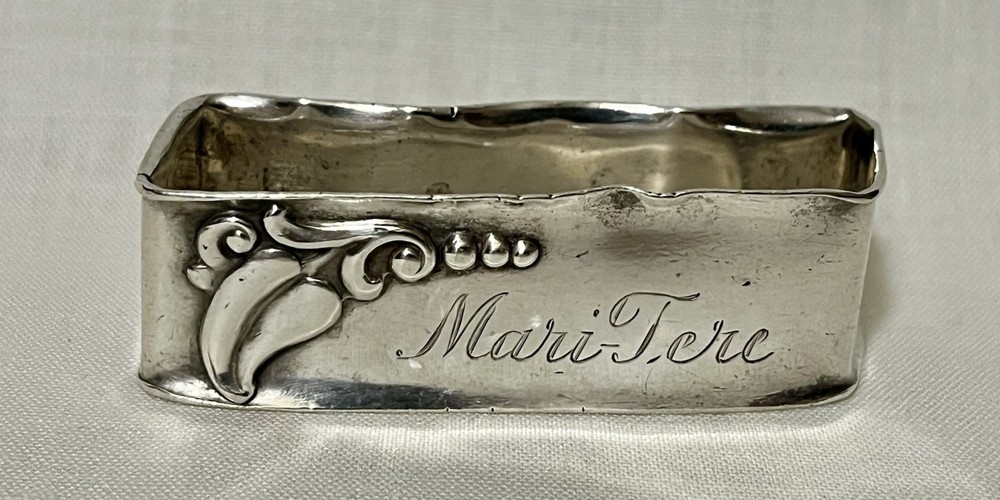 Webster Sterling Silver Napking Holder Ring