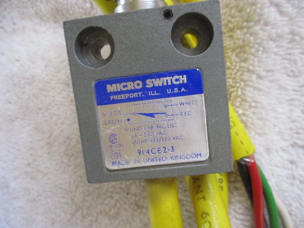 NIB Honeywell Limit Switch 914CE2-3
