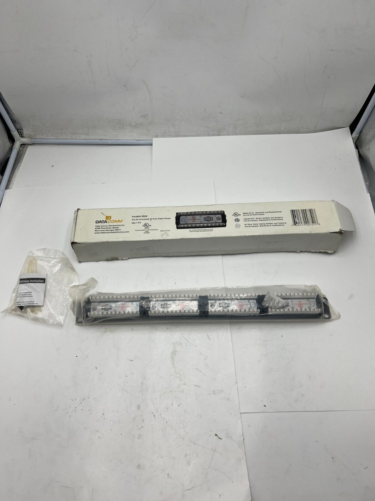 DataComm Electronics 20-5524 CAT 5e Universal 24 Port Patch Panel