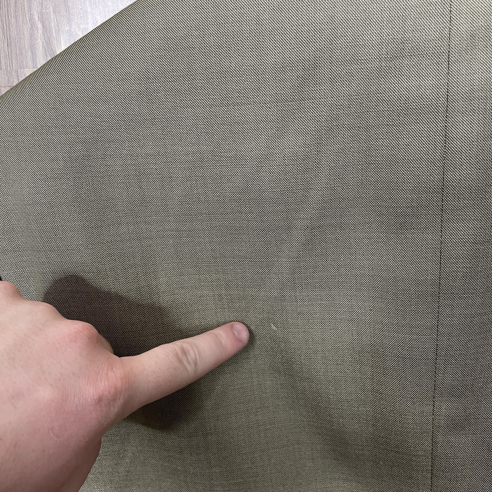 Jones New York 2 Piece Suit Mens 40S 32x30 Beige Solid Wool Silk Three Buttons