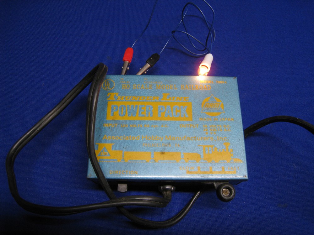 HO Scale AHM Model 70004 Transformer - Works