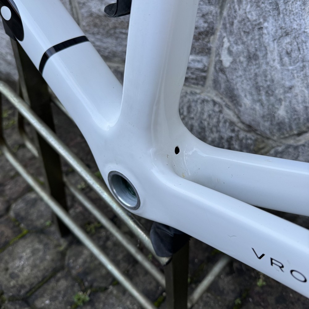 Cervelo R3 Frame - WORLDWIDE SHIPPING