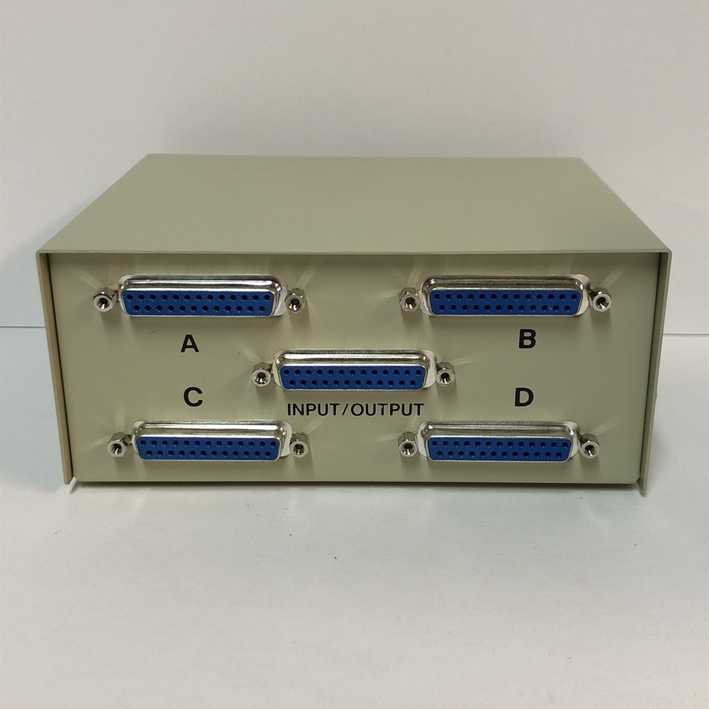 Data Transfer Switch DS25-4 4 Port Very Good Condition