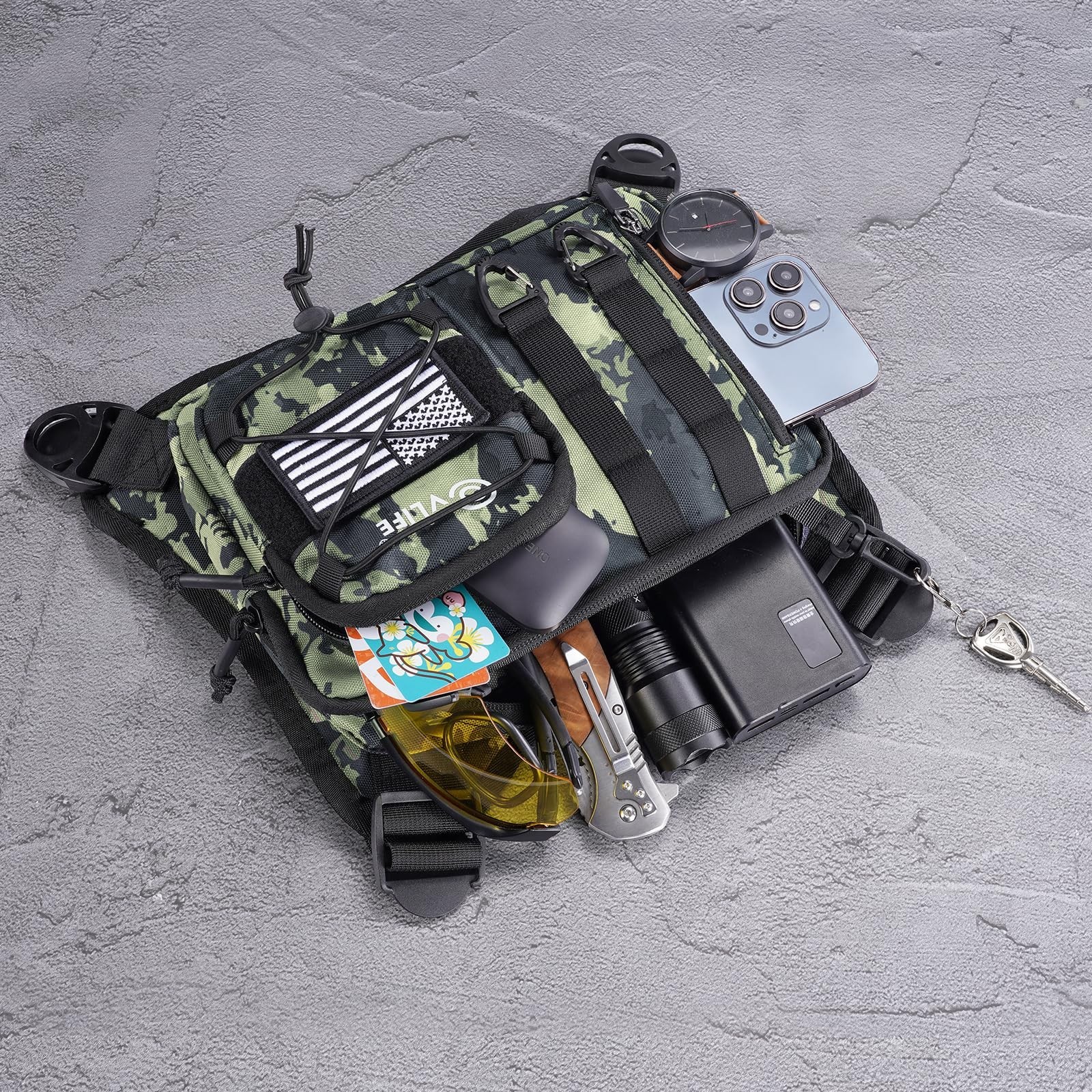 CVLIFE Outdoor Chest Bag for Men, Tactical Chest Pack, Adjustable Running Ves...