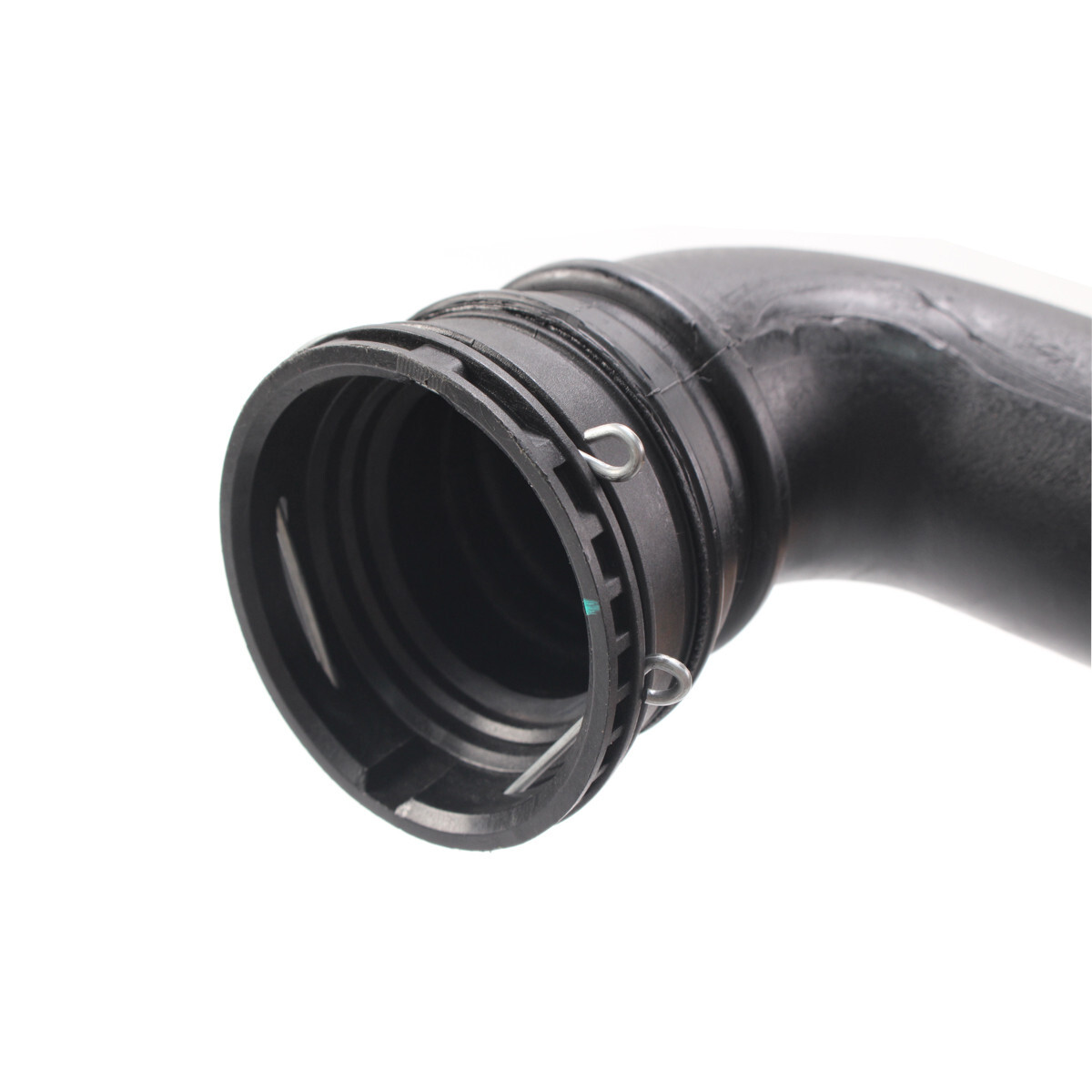 Intercooler Outlet Hose Fits 2016-2019 Chevrolet Cruze 1.4L TURBO 39017739