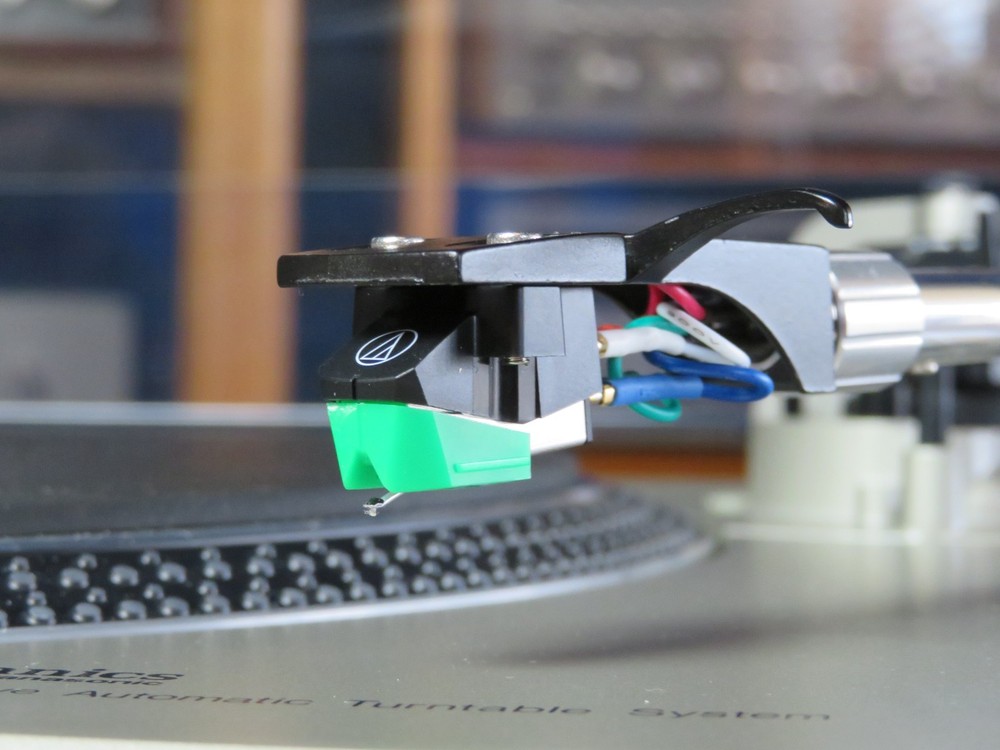 Technics SL-1650 Quality Automatic Stack Direct Drive Turntable Serviced Nr Mint