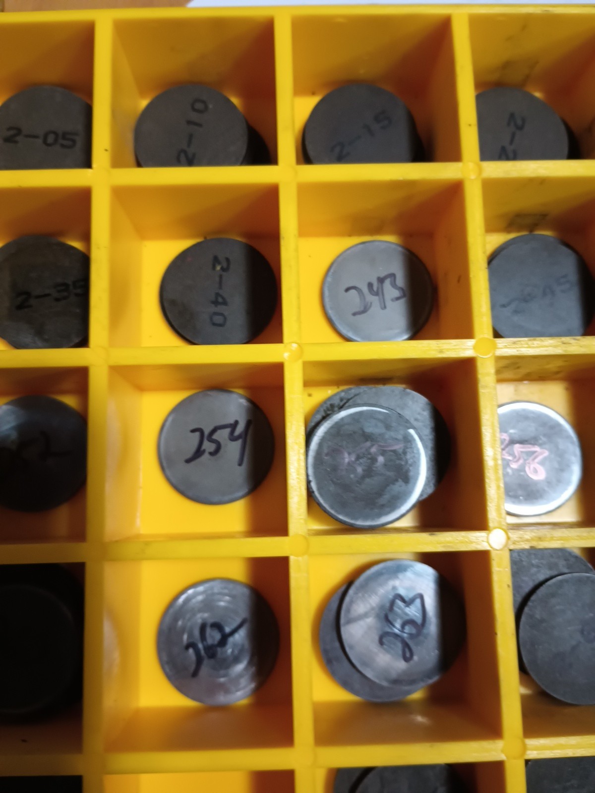 27mm valve shim disc pad kit Nissan Pulsar Navara Mazda 323