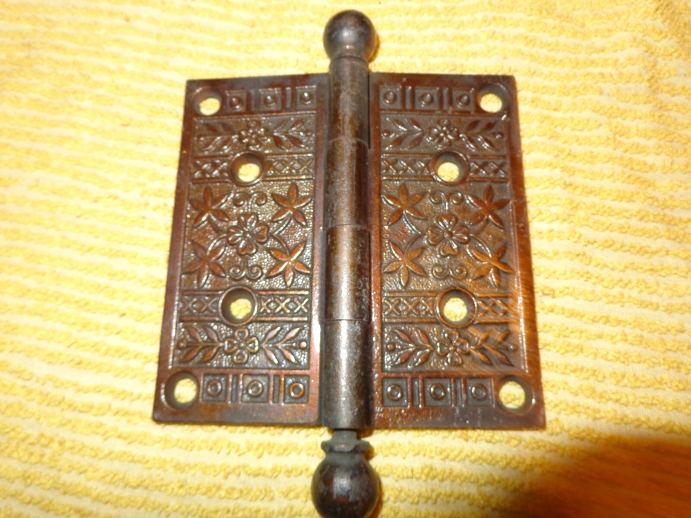 Ornate VIntage Hinge