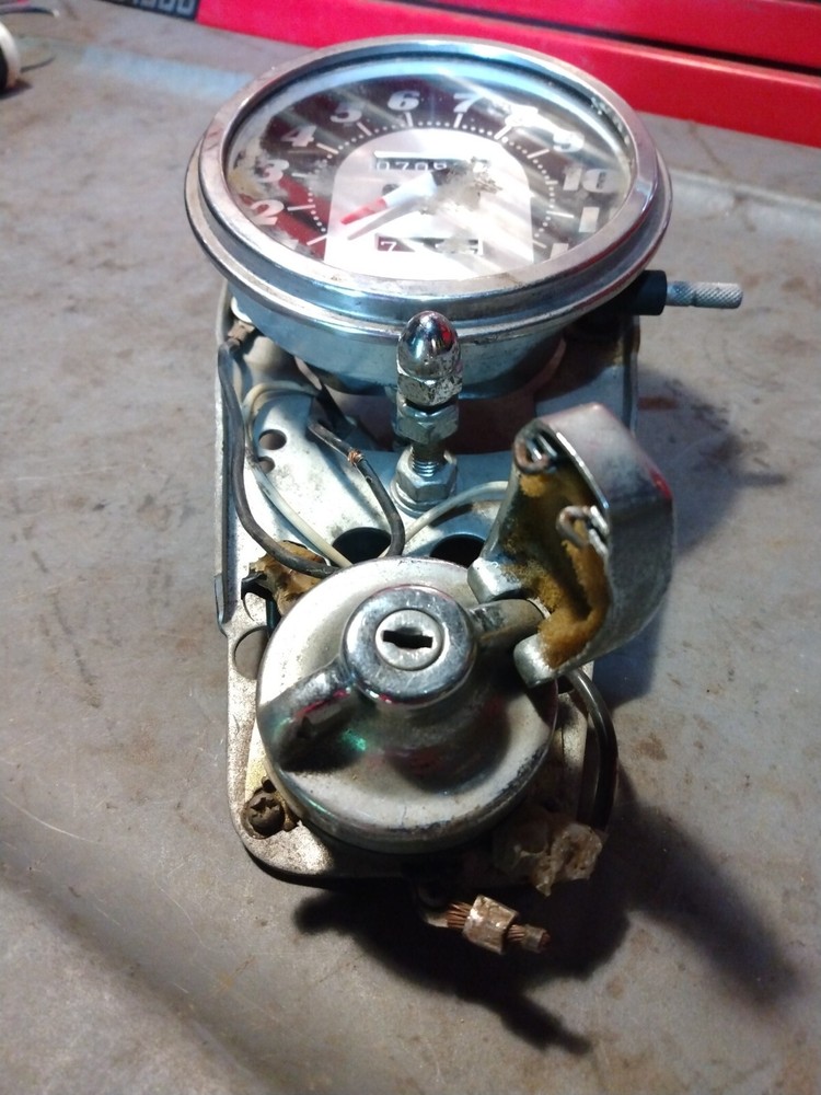 Harley-Davidson Split Tank Speedometer bracket ignition switch NOT WORKING