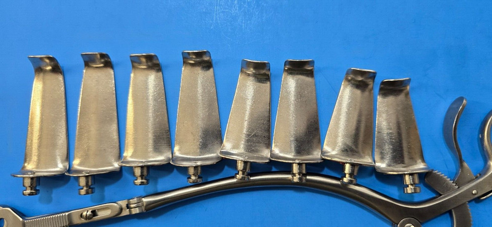 Codman Surgical Cloward Retractor 9" with 8 Blade Attachments