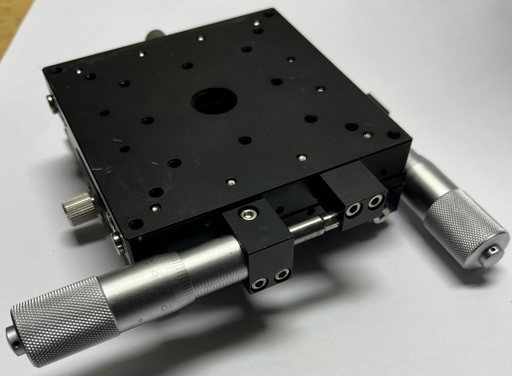 NuAES TSY100-AR-40 Micrometer Stage