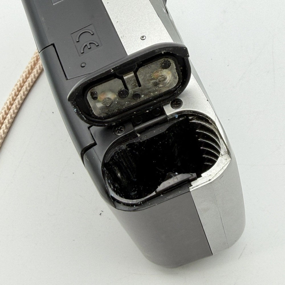 Polaroid 470 AF Auto Focus 35mm Camera With Flash - WORKS
