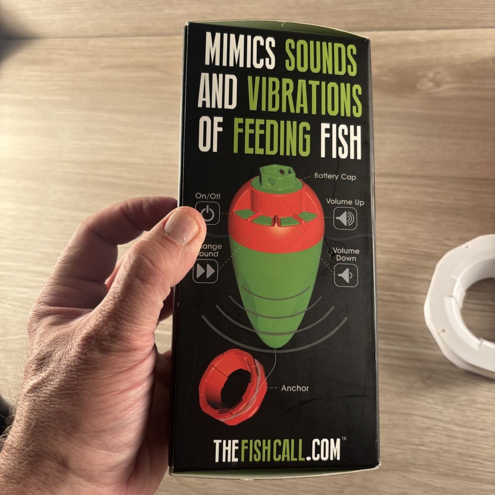 Tactibite Fish Call Floating Throwable Electronic Fish Attractor Shark Tank