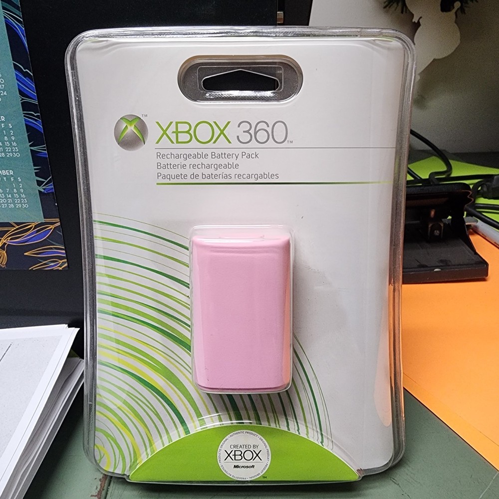 Microsoft Xbox 360 Rechargeable Battery Pack Pink