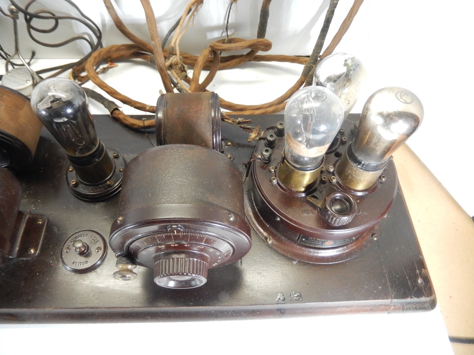 ATWATER KENT MODEL 10C BREADBOARD RECEIVING RADIO & AIRLINE HEADPHONES UNTESTED